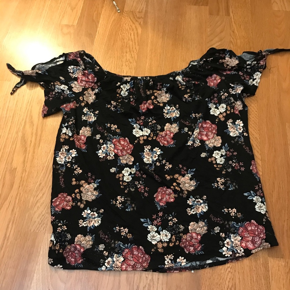 Flirty floral summer blouse